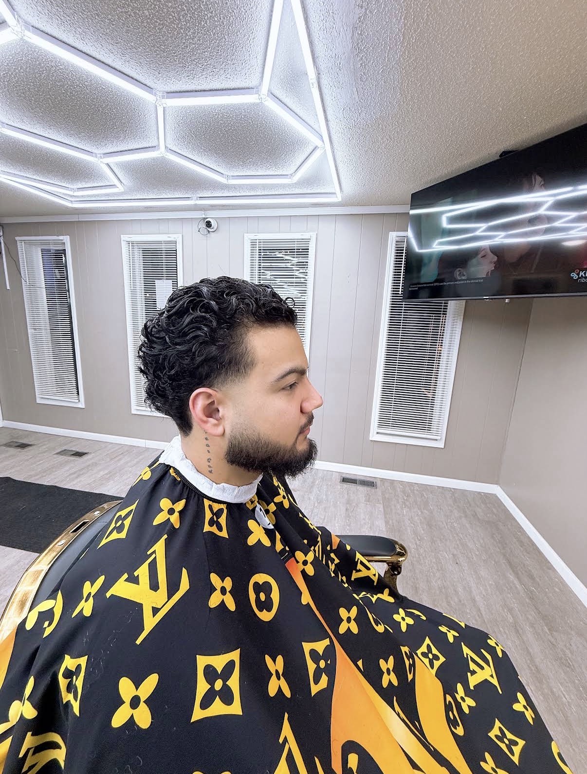 Full haircut and beard service at Sam's Barbershop